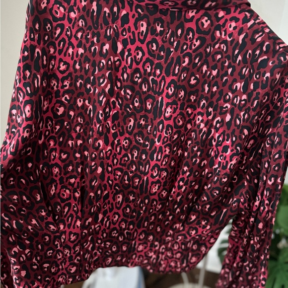 Zara women’s top NWOT animal print size large - Picture 12 of 16